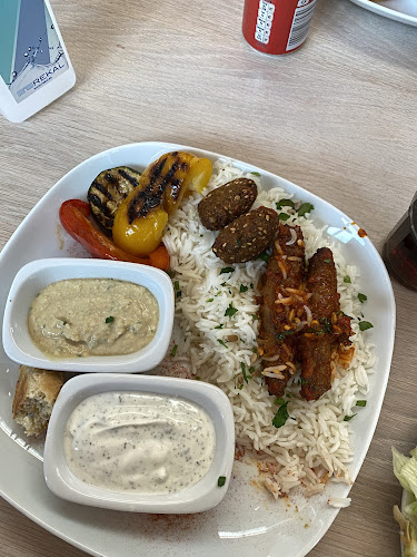 Opinii despre Yalla Rinkeby în Spånga - Gastronomi och hotellverksamhet