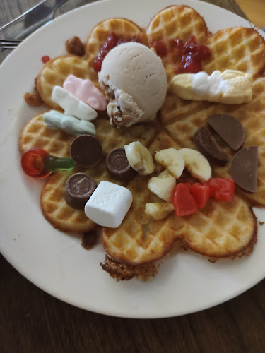 Opinii despre Månstorps Gård în Laholm - Gastronomi och hotellverksamhet