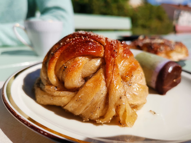 Sya Stationshus Phone number