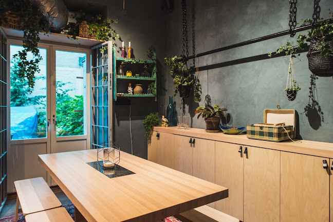 Dryck Vinbar - Gastronomi och hotellverksamhet