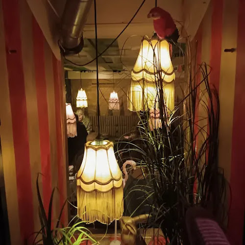 Pinchos (Götabergsgatan) - Gastronomi och hotellverksamhet