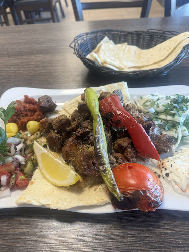 Pascha Pizza & Kolgrill - Gastronomi och hotellverksamhet