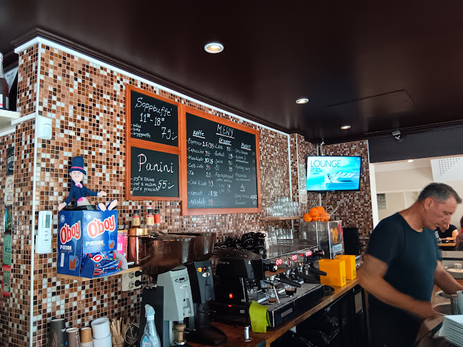 Comentarii opinii despre Cozy Corner Café