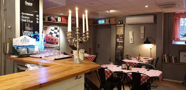 Olja&Oliv Deli, Kök & Bar - Gastronomi och hotellverksamhet