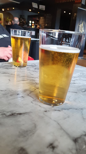 Lion Bar Karlskoga - Gastronomi och hotellverksamhet