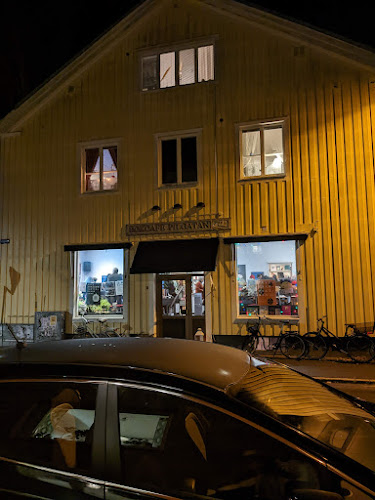 Bokcafé Pilgatan - Gastronomi och hotellverksamhet