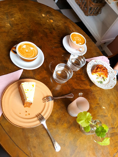 i Gränden Café & Boutique - Gastronomi och hotellverksamhet