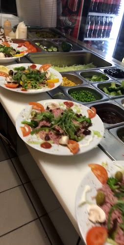 Pizzeria Mozzarella - Gastronomi och hotellverksamhet