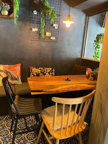 Comentarii opinii despre Mums Burgers