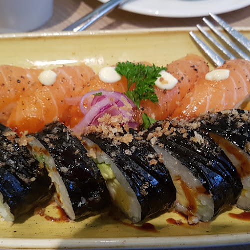 Mama Ye's - Gastronomi och hotellverksamhet