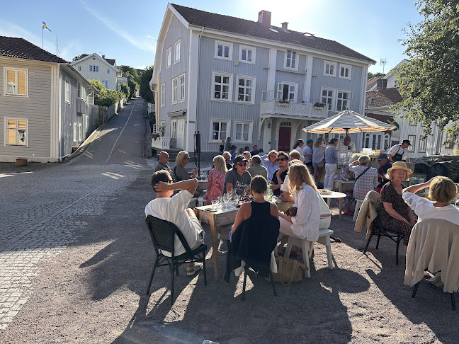 http://www.johanskrogmarstrand.se/
