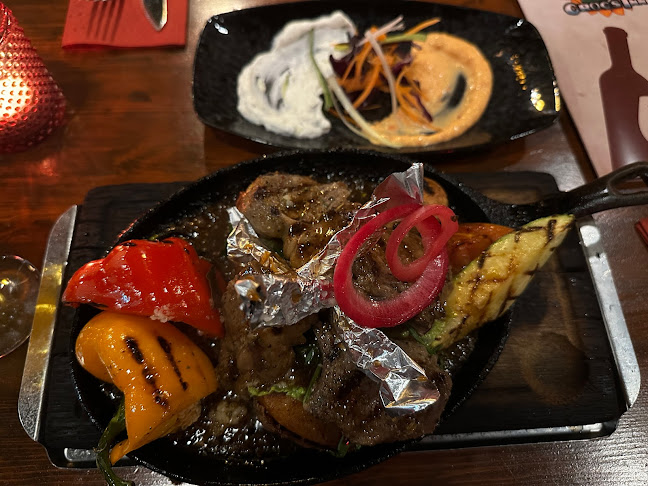 Comentarii opinii despre Nya Croc's Inn