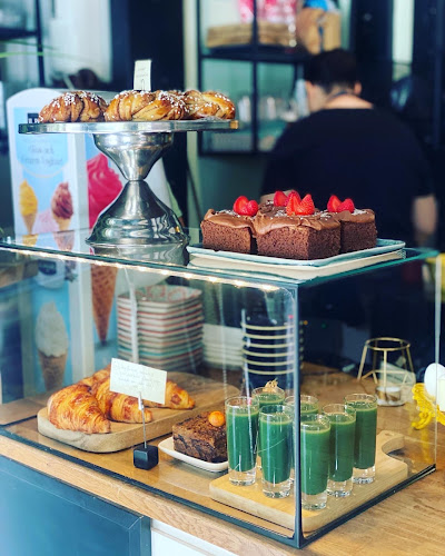 Opinii despre Lilla caféet på söder în Stockholm - Gastronomi och hotellverksamhet