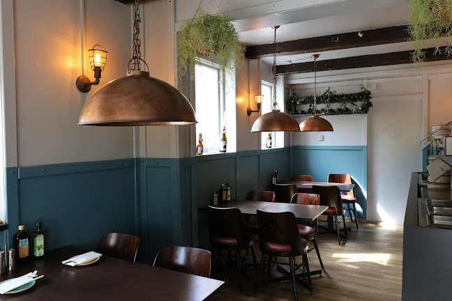 Opinii despre Kvarterskrogen La Pizza på Klockartorpet i Västerås în Västerås - Gastronomi och hotellverksamhet