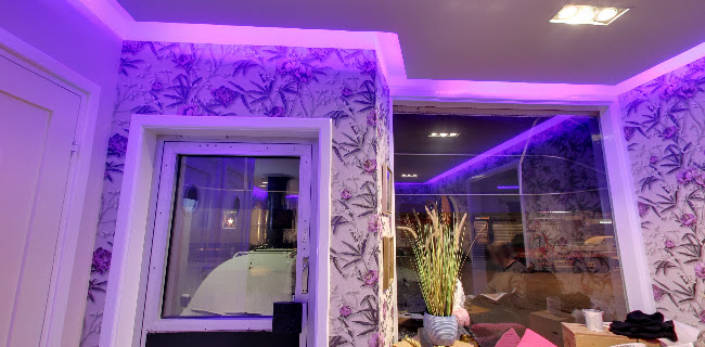 Café Rosa-Mi - Gastronomi och hotellverksamhet