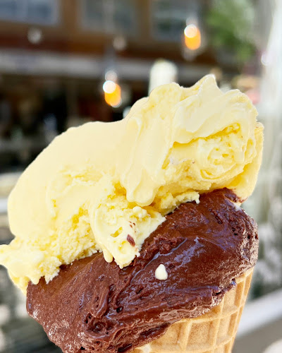 Comentarii opinii despre Jenny Gelato Café