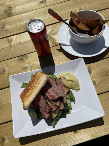 Opinii despre KryssetKalmar în Kalmar - Gastronomi och hotellverksamhet