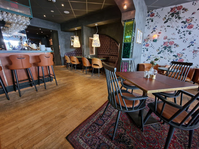 Comments and reviews of Mortens Krog