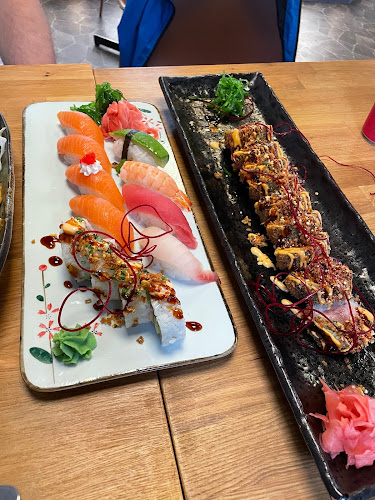 Comentarii opinii despre Oxe sushi