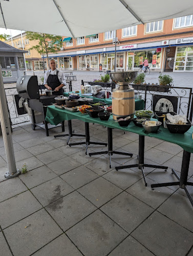 The Bishops Arms - Gastronomi och hotellverksamhet