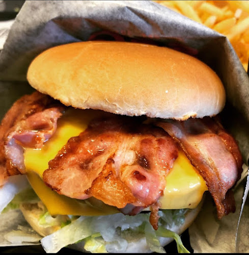 Parisarens Gatukök - Gastronomi och hotellverksamhet