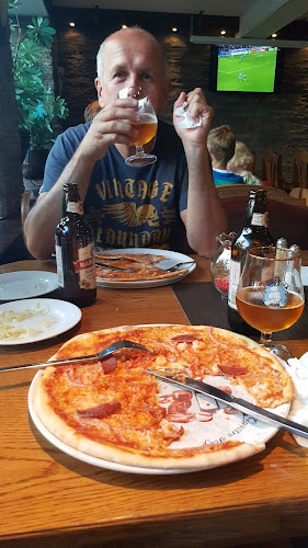 Opinii despre Candys Bistro în Mariestad - Gastronomi och hotellverksamhet