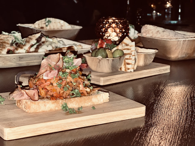 Opinii despre Compete Sports Bar în Skellefteå - Gastronomi och hotellverksamhet