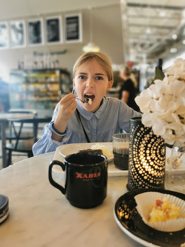 Ladugårdsvägen 14, 461 70 Trollhättan