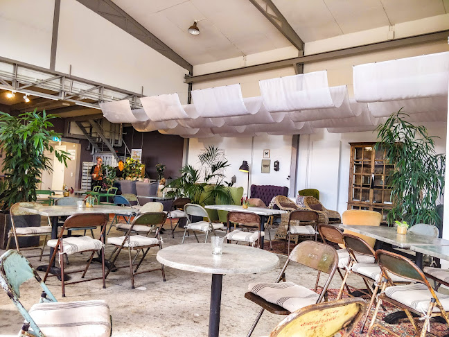 Café Smedjan Open Times