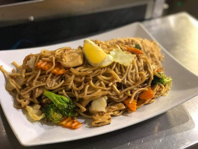 Opinii despre Thai Tanic take away în Göteborg - Gastronomi och hotellverksamhet