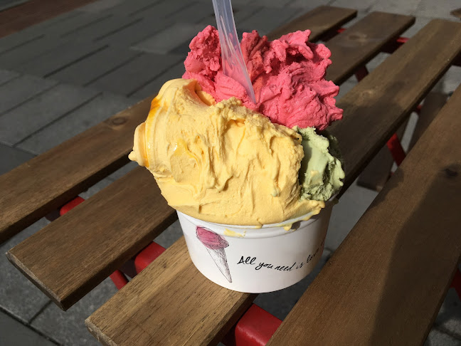 Opinii despre Gelatonova Norra Stationsgatan în Stockholm - Gastronomi och hotellverksamhet