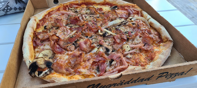 Pizzeria Florens - Gastronomi och hotellverksamhet