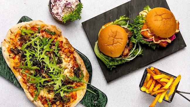 Reviews of Gamla Campino Lyxpizzeria in Nyköping - Gastronomi och hotellverksamhet