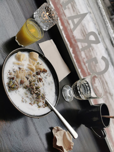 Grain Café - Gröt & Frukost & Lunch - Gastronomi och hotellverksamhet
