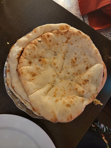 Comments and reviews of Lilla Karachi