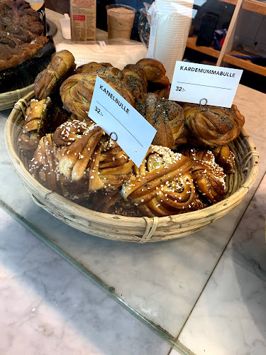 Opinii despre Gateau în Bromma - Gastronomi och hotellverksamhet