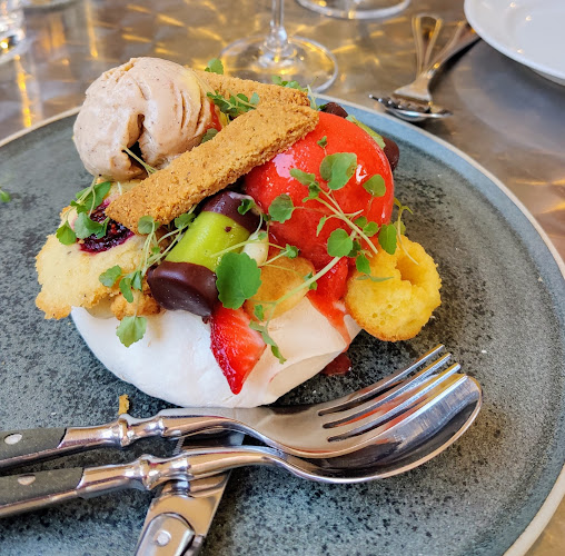 Comentarii opinii despre Agnes