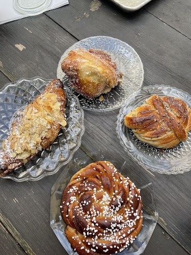 Babettes Kafferi & Bageri Open Times