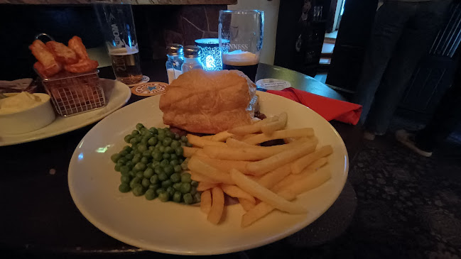 Opinii despre Tudor Arms Pub and Restaurant în Stockholm - Gastronomi och hotellverksamhet