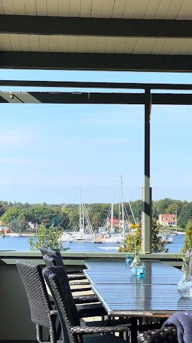 Comentarii opinii despre Restaurang Karön, Schweizeriet på Karön