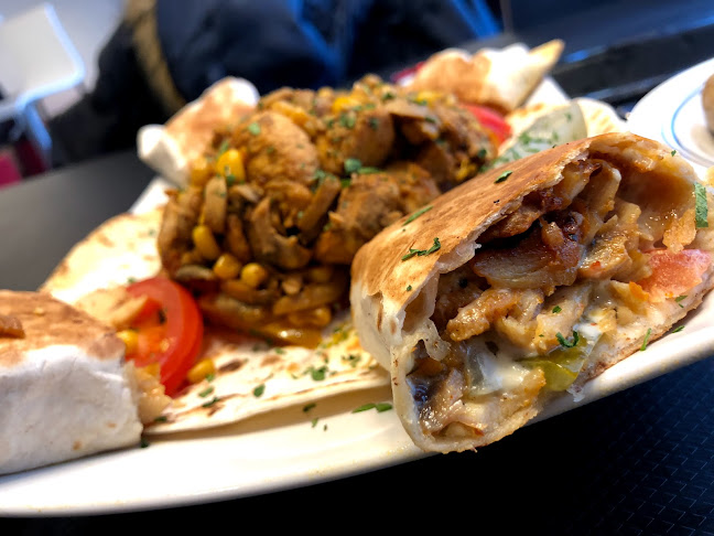 Comentarii opinii despre Baba Gannug