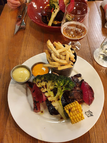 Reviews of Den Gyllene Räven in Norrtälje - Gastronomi och hotellverksamhet