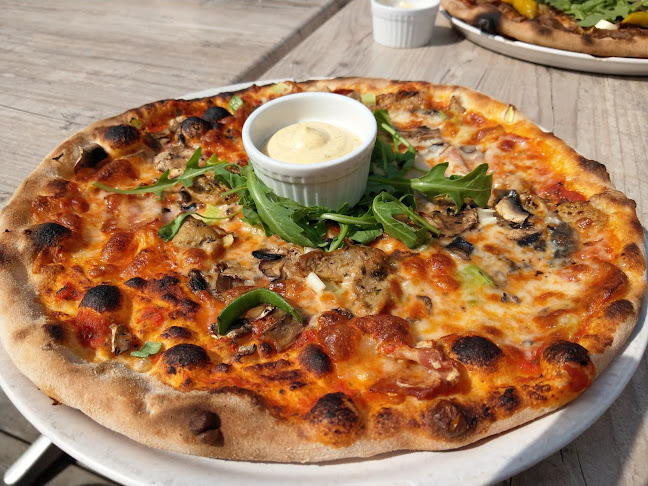 Kiviks Restaurang & Pizzeria - Gastronomi och hotellverksamhet