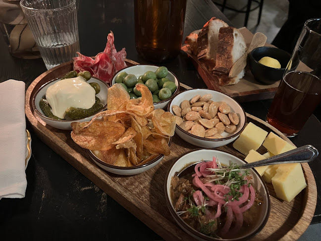 Comentarii opinii despre Bodegan