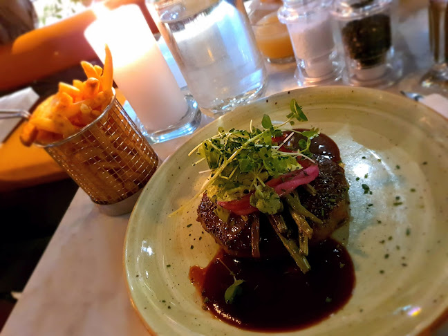 Opinii despre Le Bistro în Stockholm - Gastronomi och hotellverksamhet
