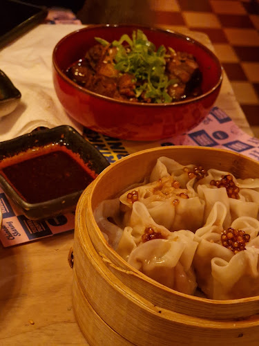 Dubbel Dubbel - Gastronomi och hotellverksamhet