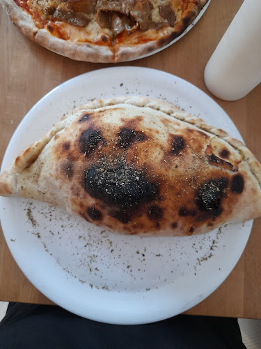 Reviews of Pizzeria Capone in Limhamn - Gastronomi och hotellverksamhet