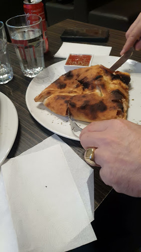 Opinii despre Joes Grill & Pizza AB în Södertälje - Gastronomi och hotellverksamhet