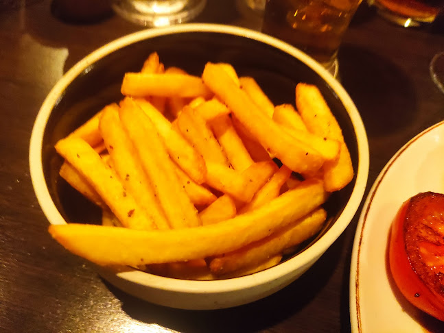 Restaurang Maxim - Gastronomi och hotellverksamhet