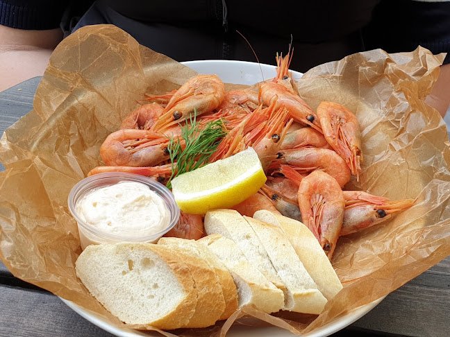 Opinii despre Tottnäs Rökeri în Nynäshamn - Gastronomi och hotellverksamhet